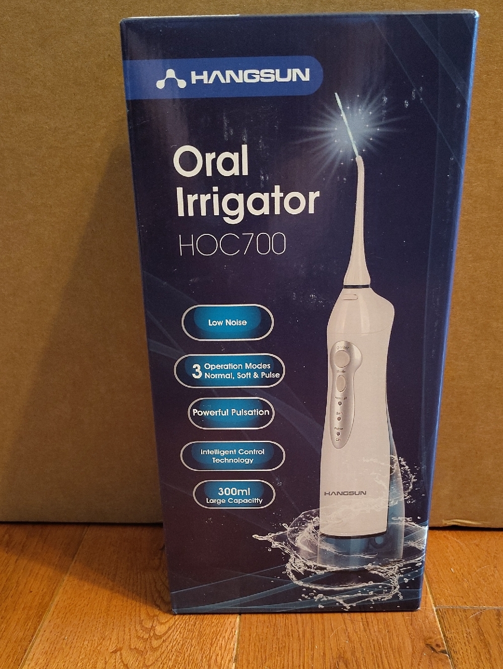 White Oral Irrigator HOC700 - Portable Water Flosser